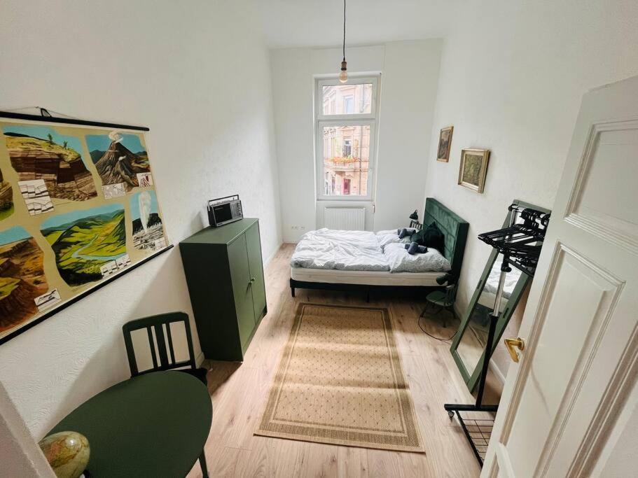 קרלסרוהה Kuenstlerisches Apartment מראה חיצוני תמונה