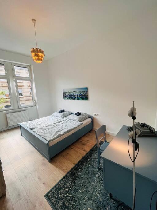 קרלסרוהה Kuenstlerisches Apartment מראה חיצוני תמונה
