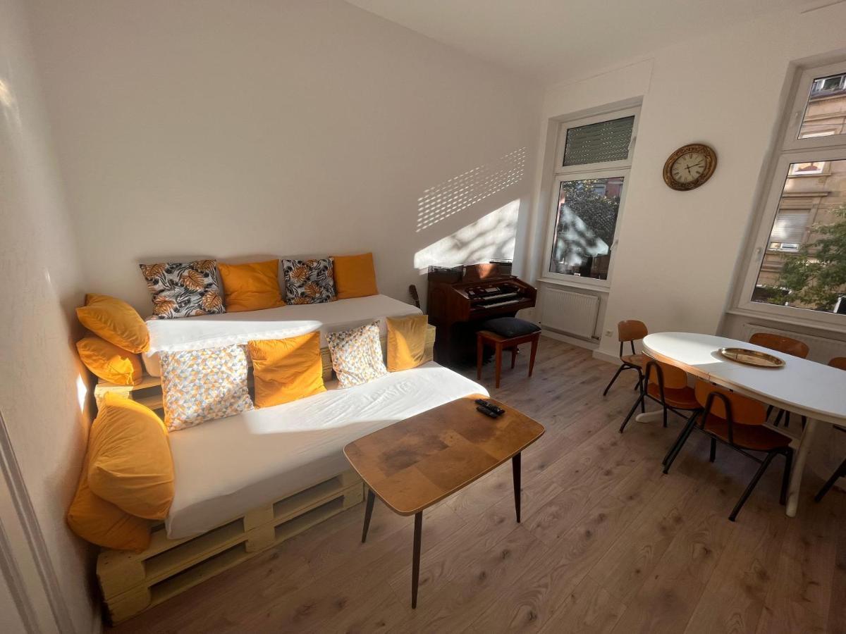 קרלסרוהה Kuenstlerisches Apartment מראה חיצוני תמונה